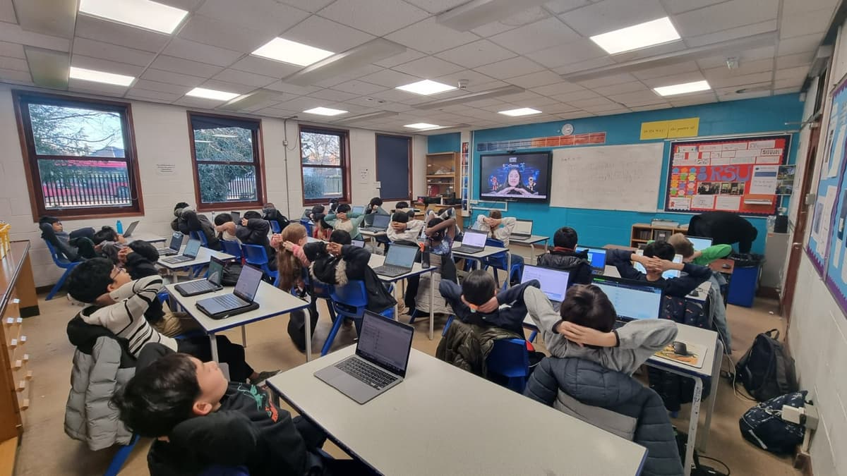 Full classroom of students participating in a MathShotJr session